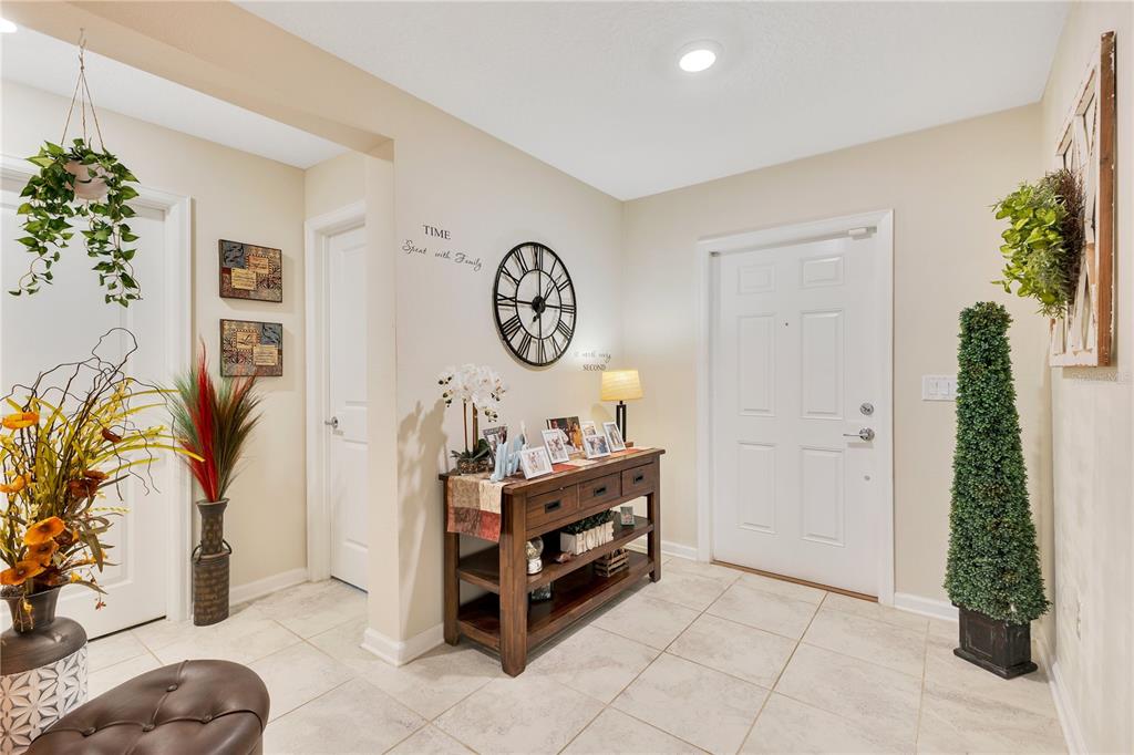 4479 Magnolia Ridge Court Kissimmee, FL 34746 - Photo 3 of 56