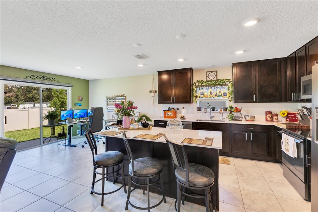 4479 Magnolia Ridge Court Kissimmee, FL 34746 - Photo 10 of 56