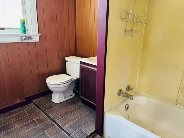 $199,000 | 521 Hardesty Avenue, Kansas City, MO 64124