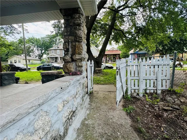 $199,000 | 521 Hardesty Avenue, Kansas City, MO 64124