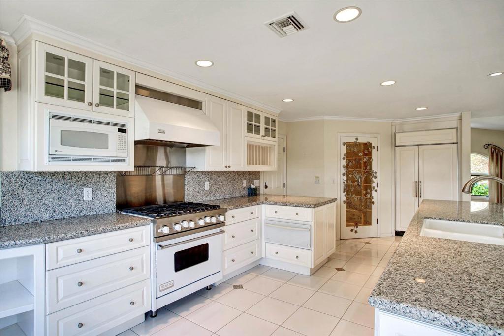 16850 Los Morros Rancho Santa Fe, CA 92067 - Photo 4 of 20