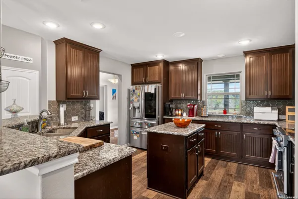 $995,000 | 4317 Cr 251, Hondo, TX 78861