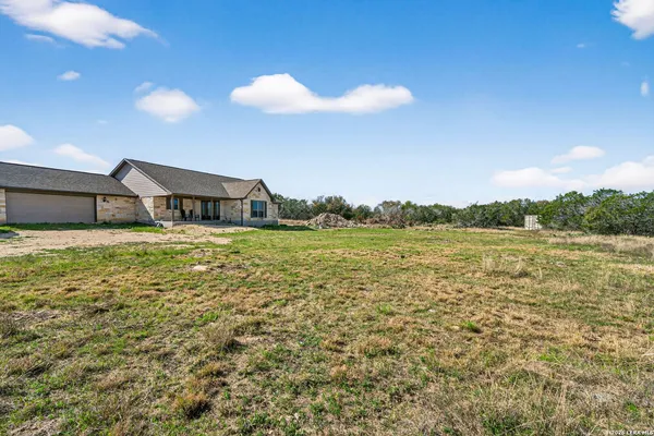 $995,000 | 4317 Cr 251, Hondo, TX 78861
