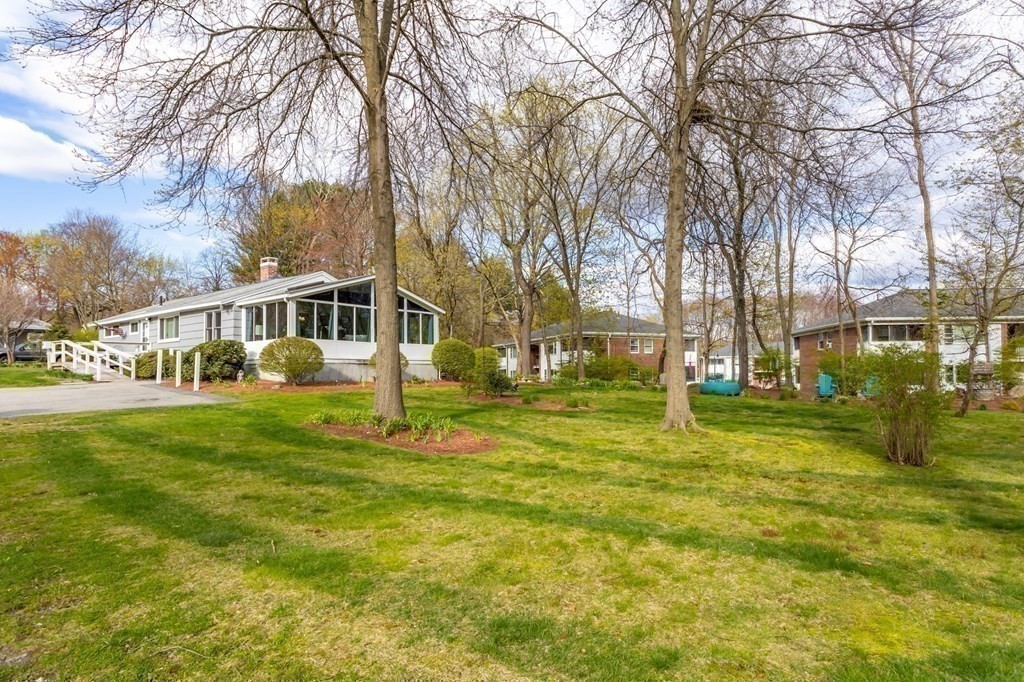 4 Ashby Road Bedford, MA 01730 - Photo 26 of 32 Gallery Image 26