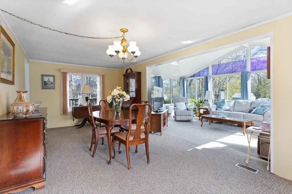 4 Ashby Road Bedford, MA 01730 - Photo 9 of 32 Gallery Image 9