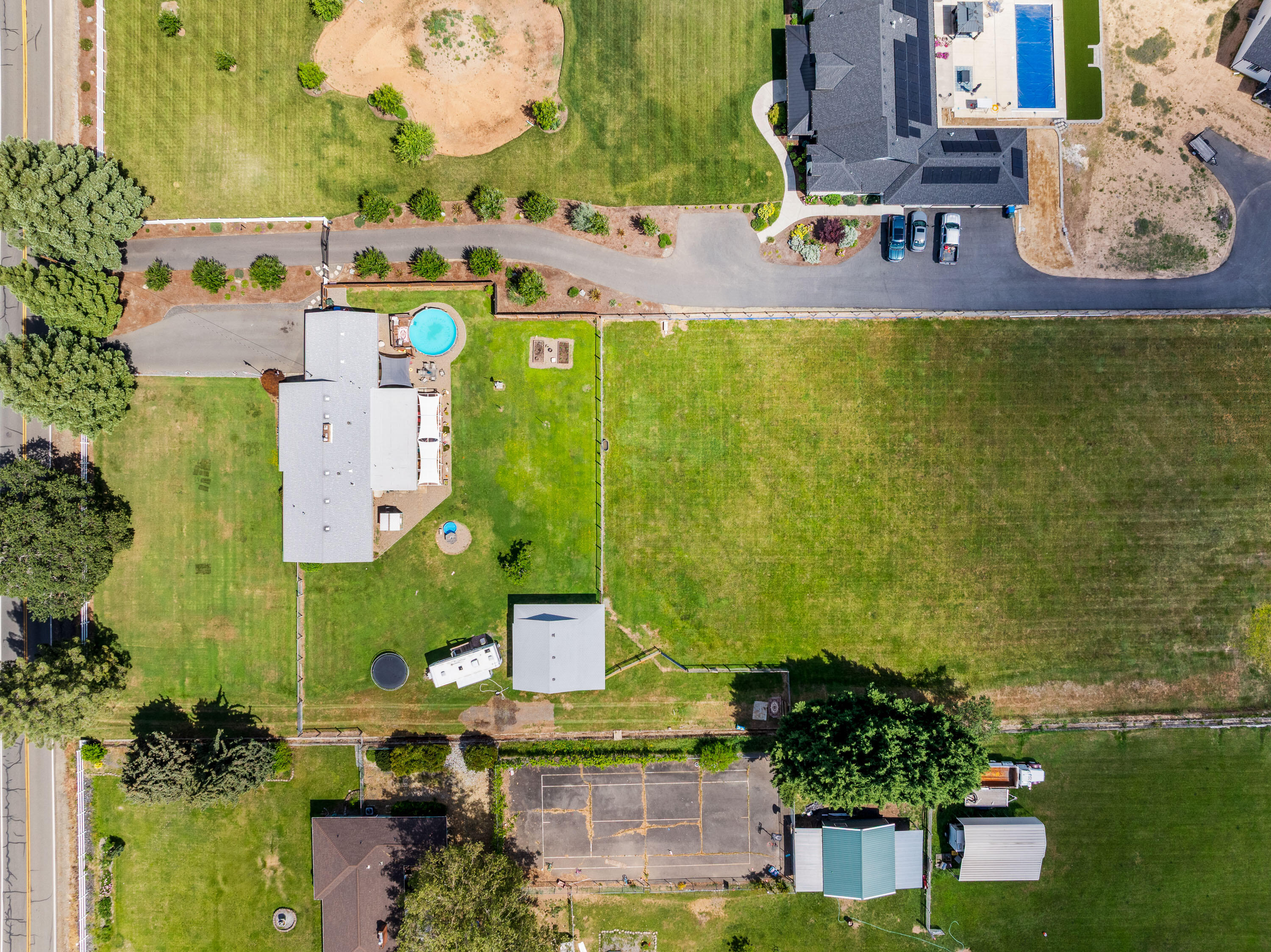2821 South River Road Grants Pass, OR 97527 - Photo 48 of 51 03-DRONE (3 of 10)