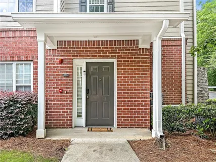 $383,999 | 4001 Woodland Lane, Alpharetta, GA 30009