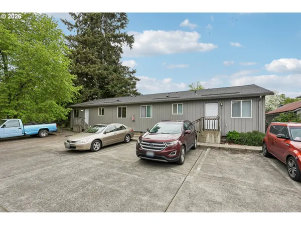 $725,000 | 1835 Southeast 7th Avenue, Camas, WA 98607