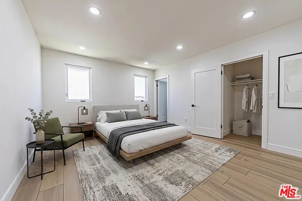 $4,283 | 5434 Romaine Street, Unit 2/4, Los Angeles, CA 90038