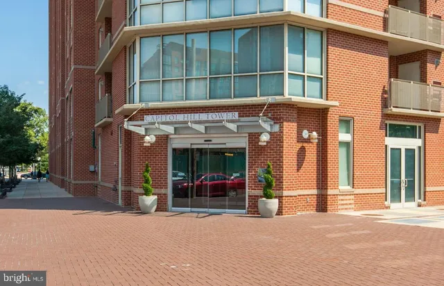 $2,100 | 1000 New Jersey Avenue Southeast, Unit 716, Washington, DC 20003