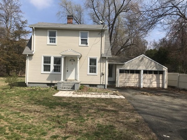 1582 Wilbraham Road Springfield, MA 01119 - Photo 16 of 18