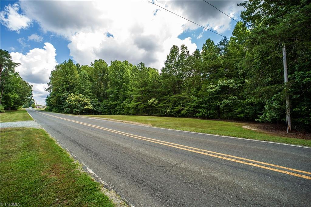 5066 Dailey Store Road Burlington, NC 27217 - Photo 13 of 26 Gallery Image 13