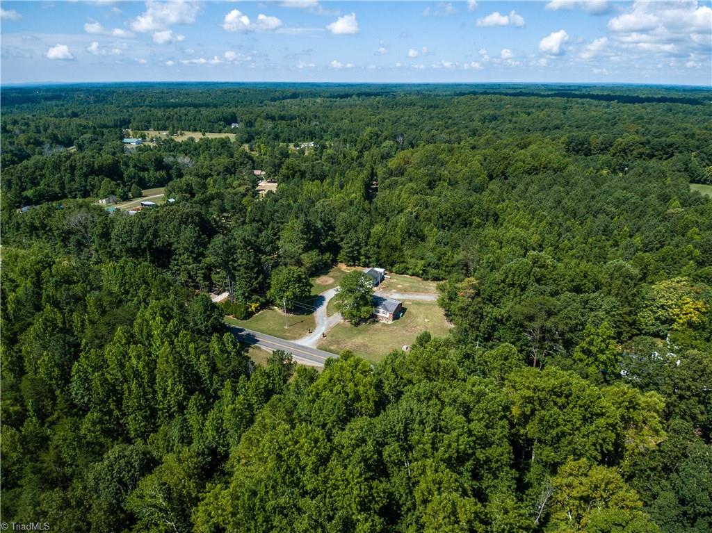 5066 Dailey Store Road Burlington, NC 27217 - Photo 3 of 26 Gallery Image 3