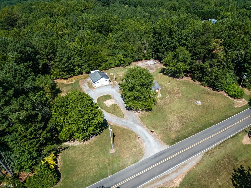 5066 Dailey Store Road Burlington, NC 27217 - Photo 4 of 26 Gallery Image 4