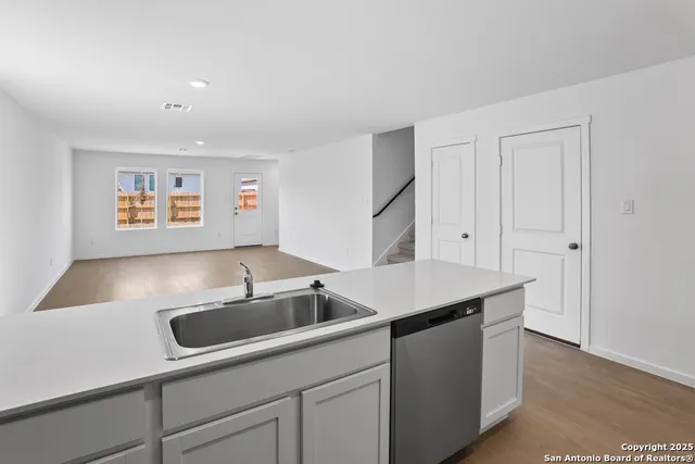 $1,595 | 3432 Canyon Ridge, Seguin, TX 78155