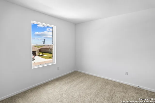 $1,595 | 3432 Canyon Ridge, Seguin, TX 78155