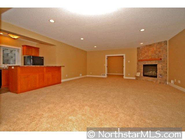 1059 Wicklow Lane Southwest Rochester, MN 55902 - Photo 8 of 10