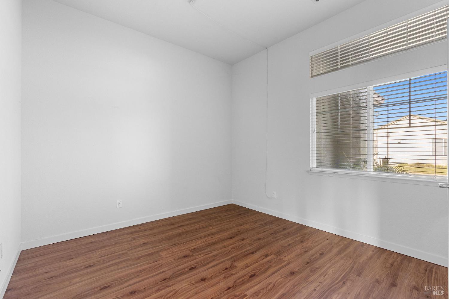 139 Cedar Ridge Drive Rio Vista, CA 94571 - Photo 16 of 52 Den off the entry hallway.