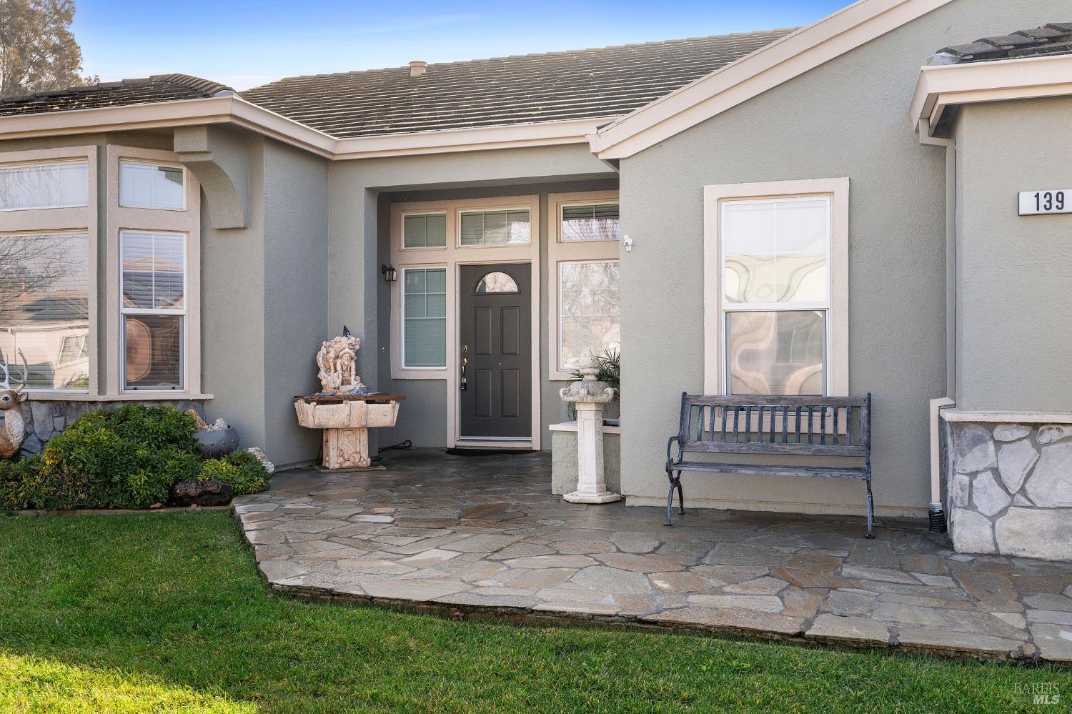 139 Cedar Ridge Drive Rio Vista, CA 94571 - Photo 3 of 52 Lovely front entry porch