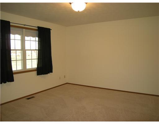 4864 East Brannan Road Springfield, OH 45502 - Photo 9 of 18