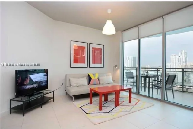 $3,350 | 350 South Miami Avenue, Unit 2113, Miami, FL 33130