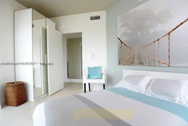 $3,350 | 350 South Miami Avenue, Unit 2113, Miami, FL 33130