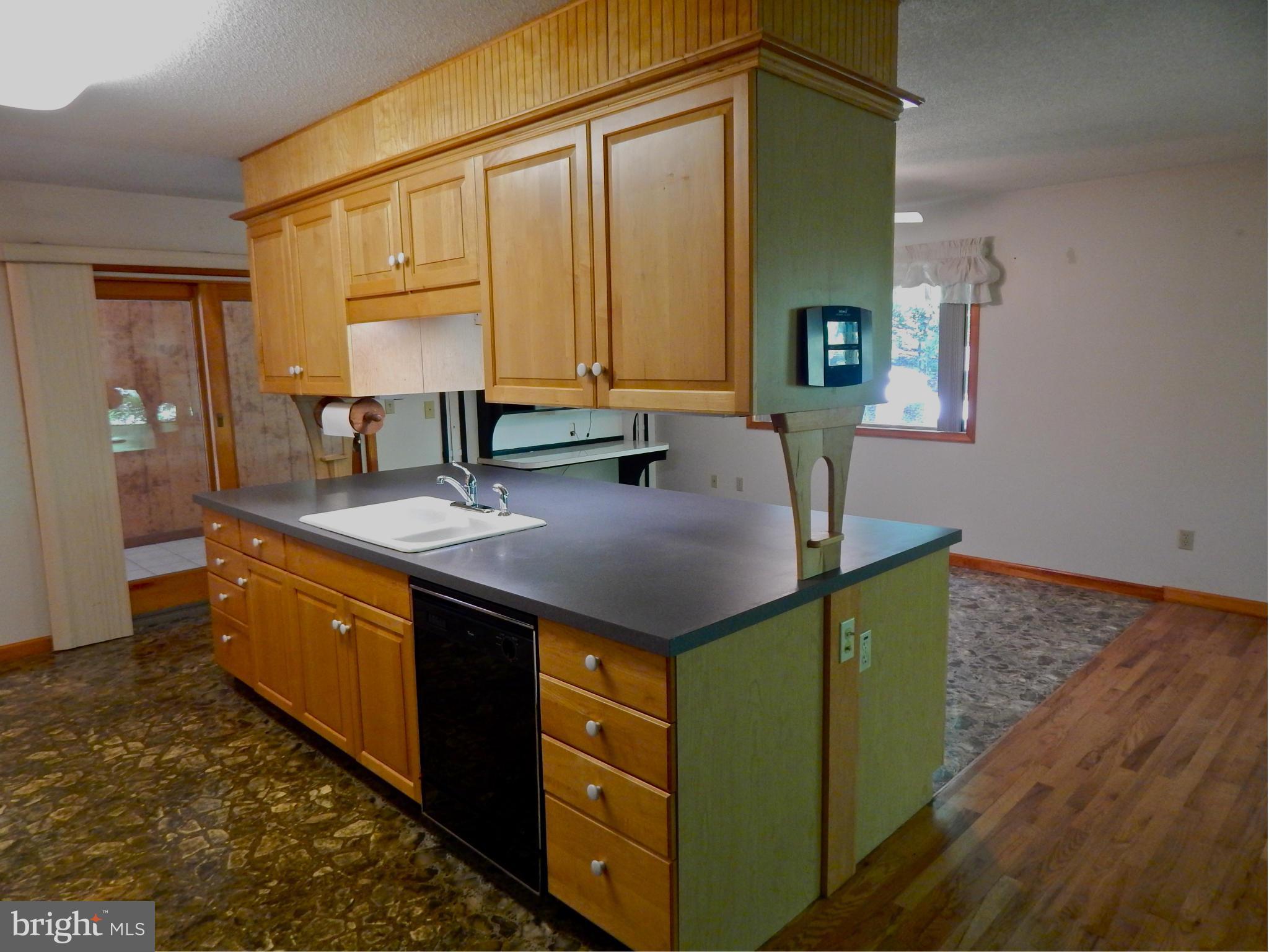 13436 Orchard Ridge Road Hancock, MD 21750 - Photo 10 of 30 Kitchen