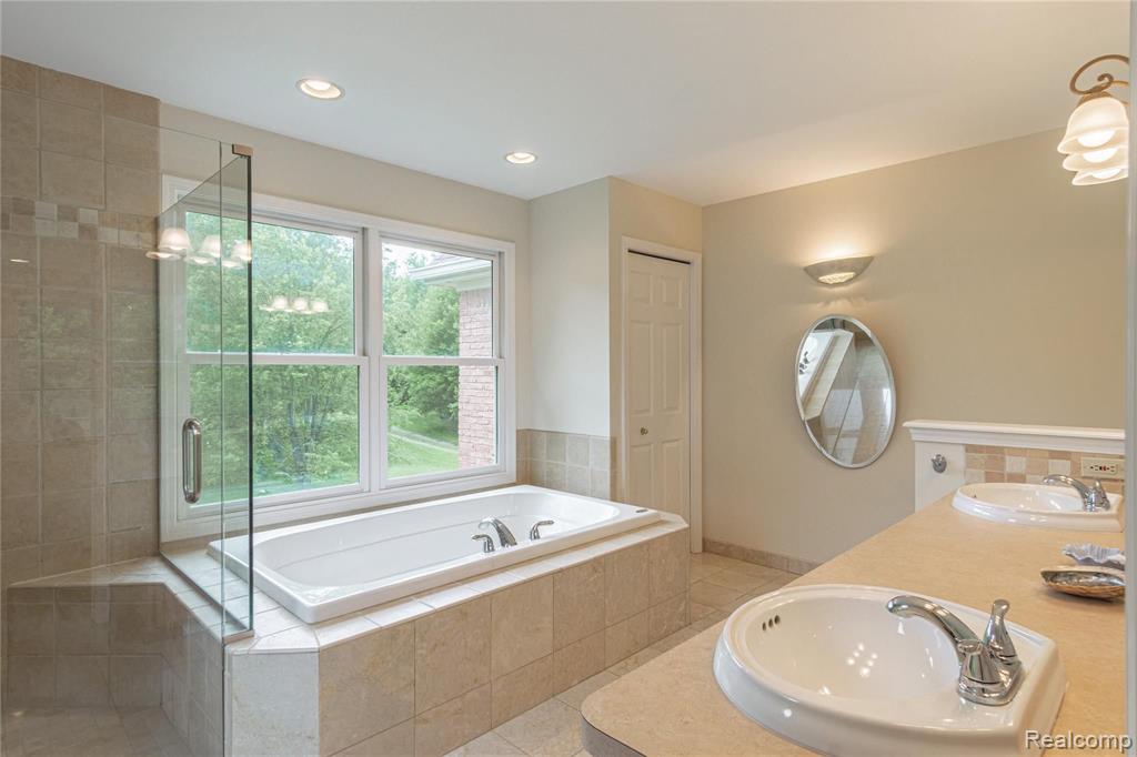 1481 Sackner Road Fenton, MI 48430 - Photo 20 of 41 Gallery Image 20