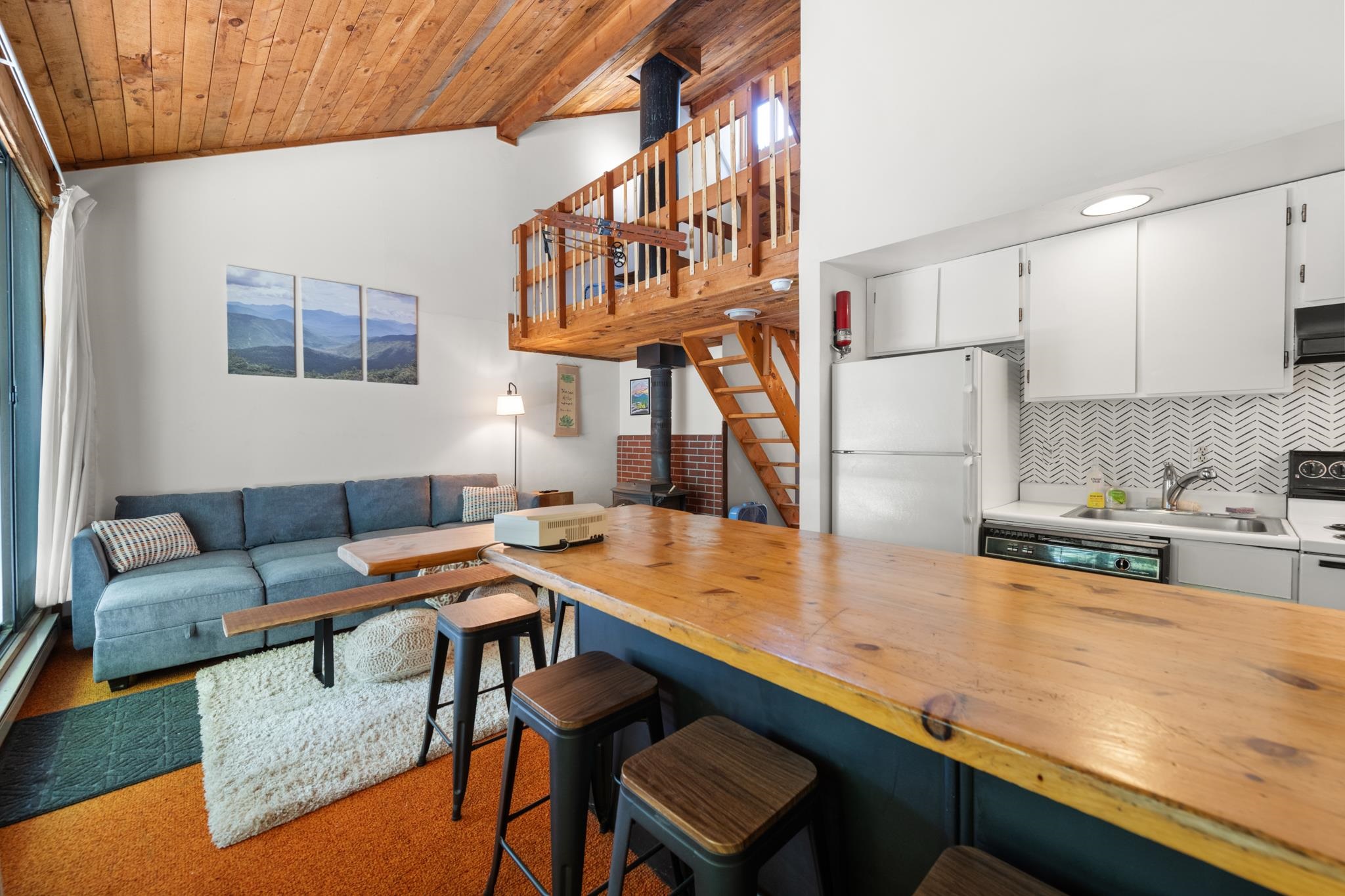28 Tripplewood Road, Unit 5 Campton, NH 03223 - Photo 11 of 31