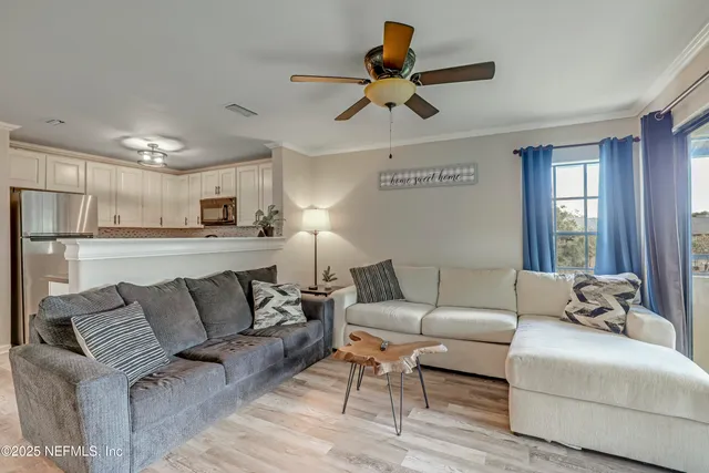 $184,800 | 10150 Belle Rive Boulevard, Unit 1602, Jacksonville, FL 32256