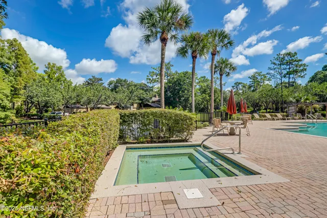 $184,800 | 10150 Belle Rive Boulevard, Unit 1602, Jacksonville, FL 32256