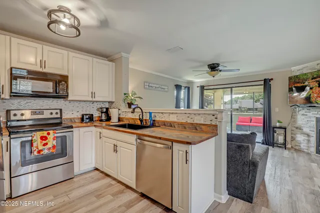 $184,800 | 10150 Belle Rive Boulevard, Unit 1602, Jacksonville, FL 32256