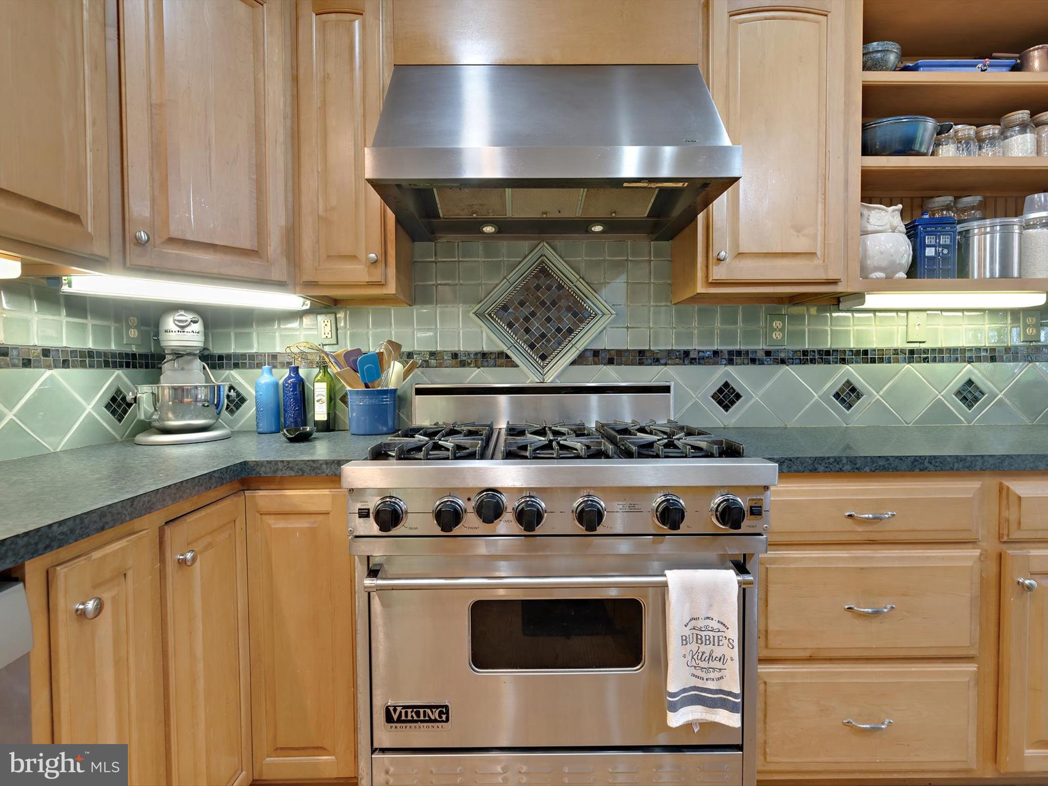 20024 Valley Mill Road Freeland, MD 21053 - Photo 14 of 49 Viking Range