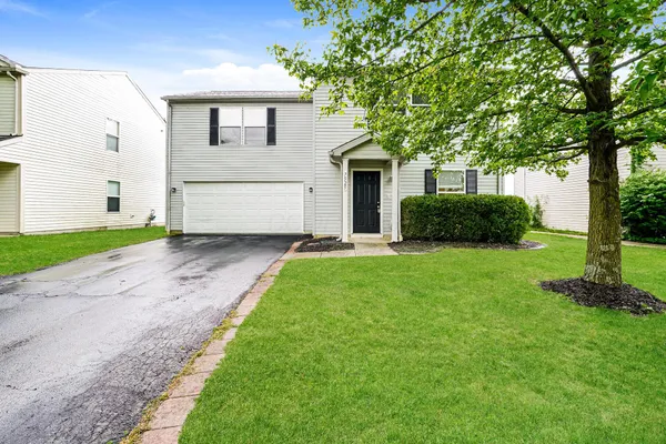 $309,900 | 7525 Hemrich Drive, Canal Winchester, OH 43110