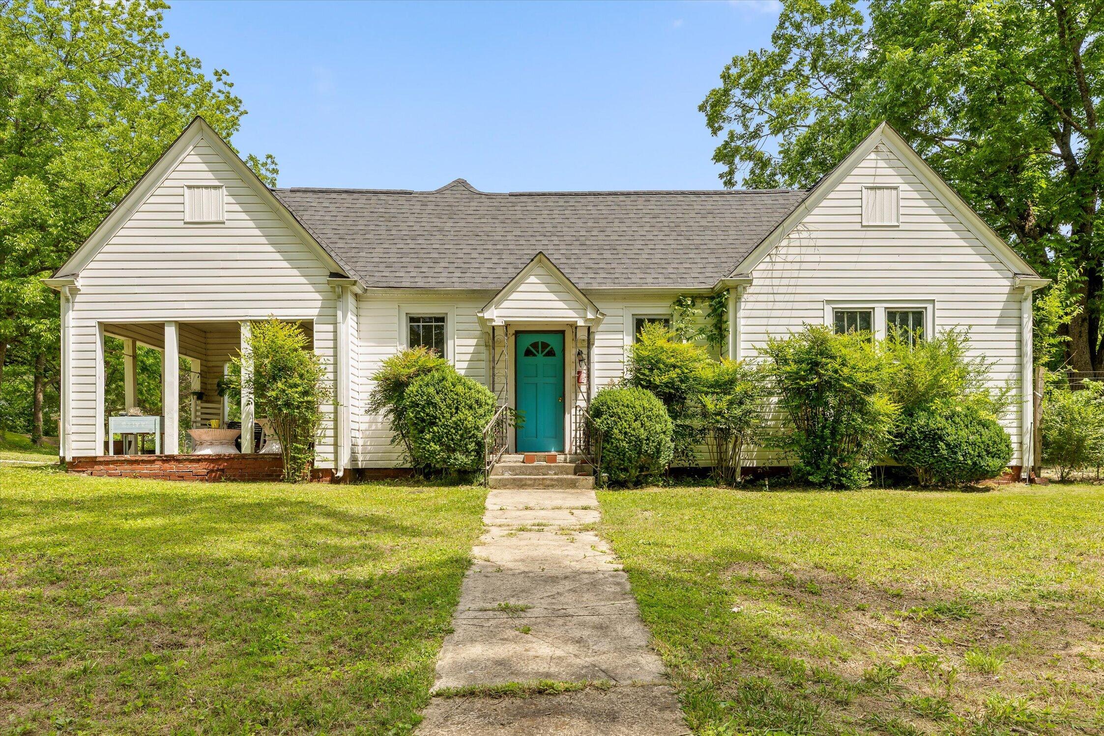 449 South Elm Street Whitwell, TN 37397 - Photo 1 of 24 02-S Elm-2