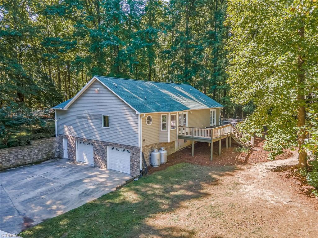 1409 Oak Ridge Road Kernersville, NC 27284 - Photo 4 of 37 Exterior