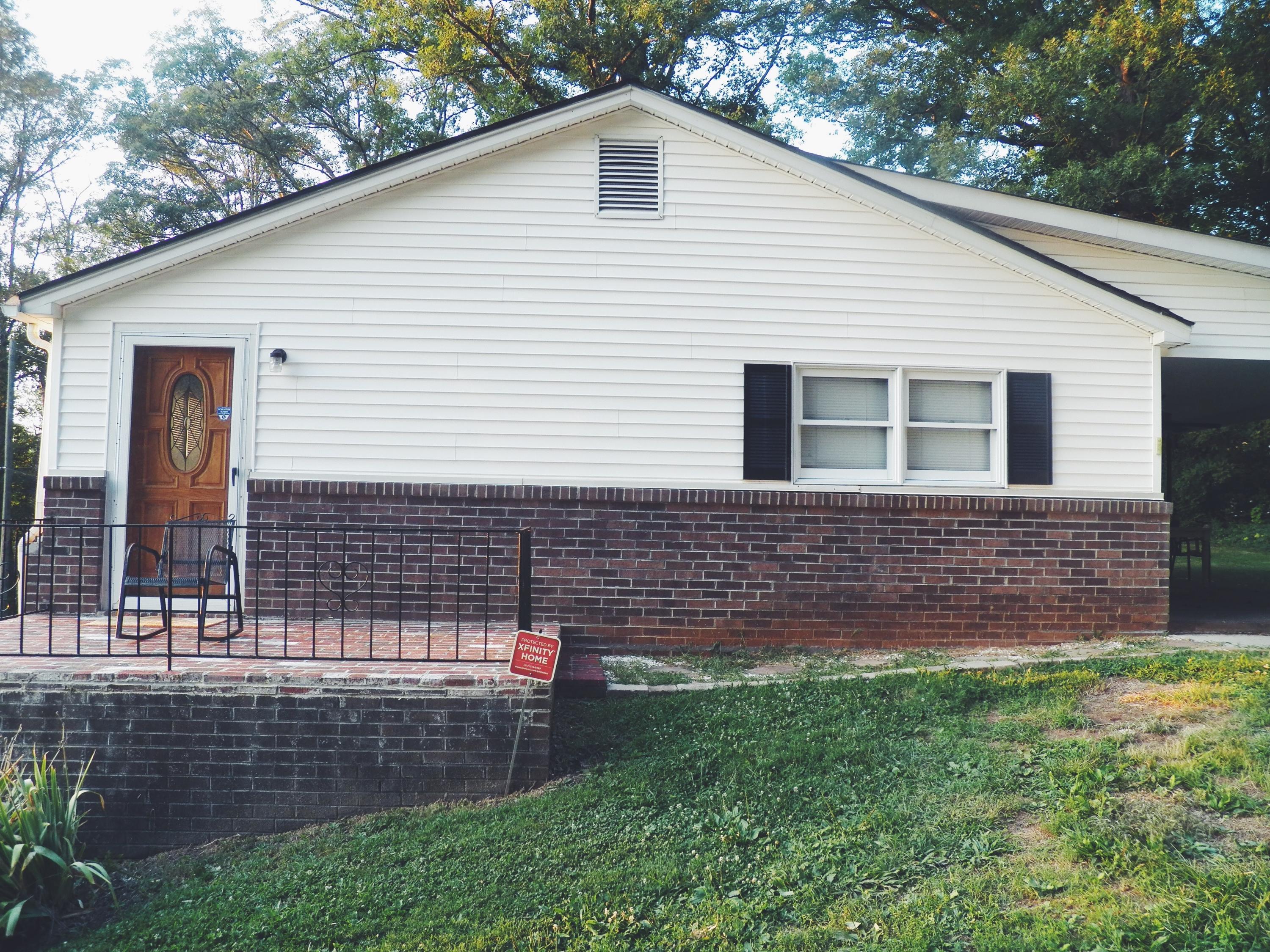 4316 Ellistown Road Corryton, TN 37721 - Photo 4 of 18 IMG_2736