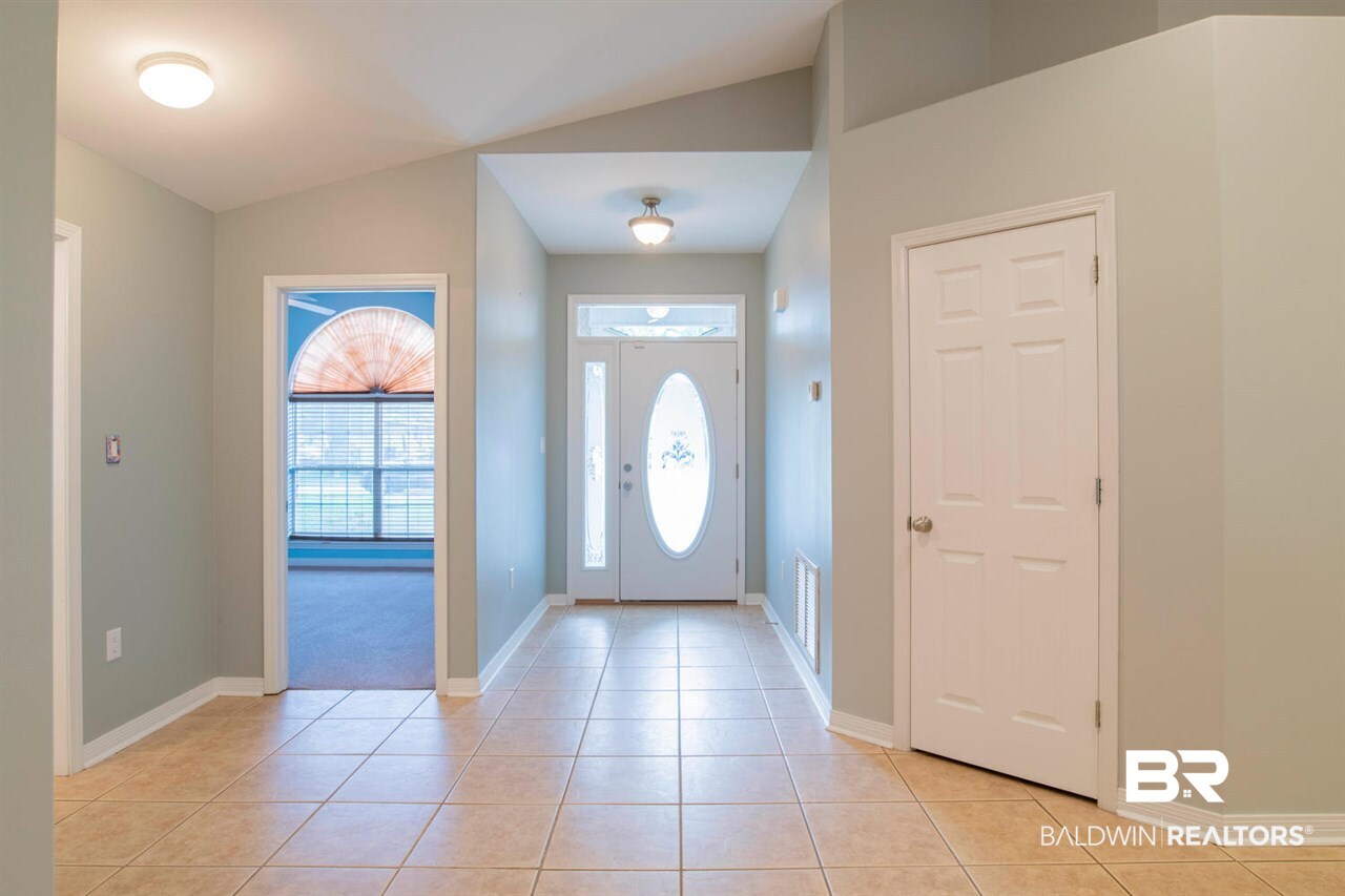7155 Raintree Lane Gulf Shores, AL 36542 - Photo 2 of 18