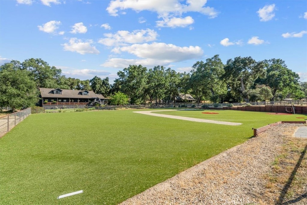 9240 Santa Margarita Road Atascadero, CA 93422 - Photo 46 of 52