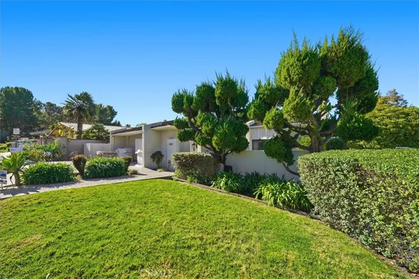$9,875 | 1917 Vía Estudillo, Palos Verdes Estates, CA 90274