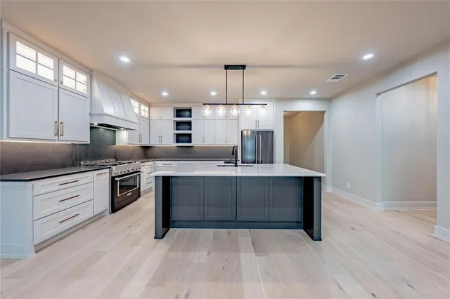 $20,000 | 85 Isle Of View Drive, Tool, TX 75143