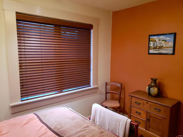 $625,000 | 4689 East State Road 45, Bloomington, IN 47408