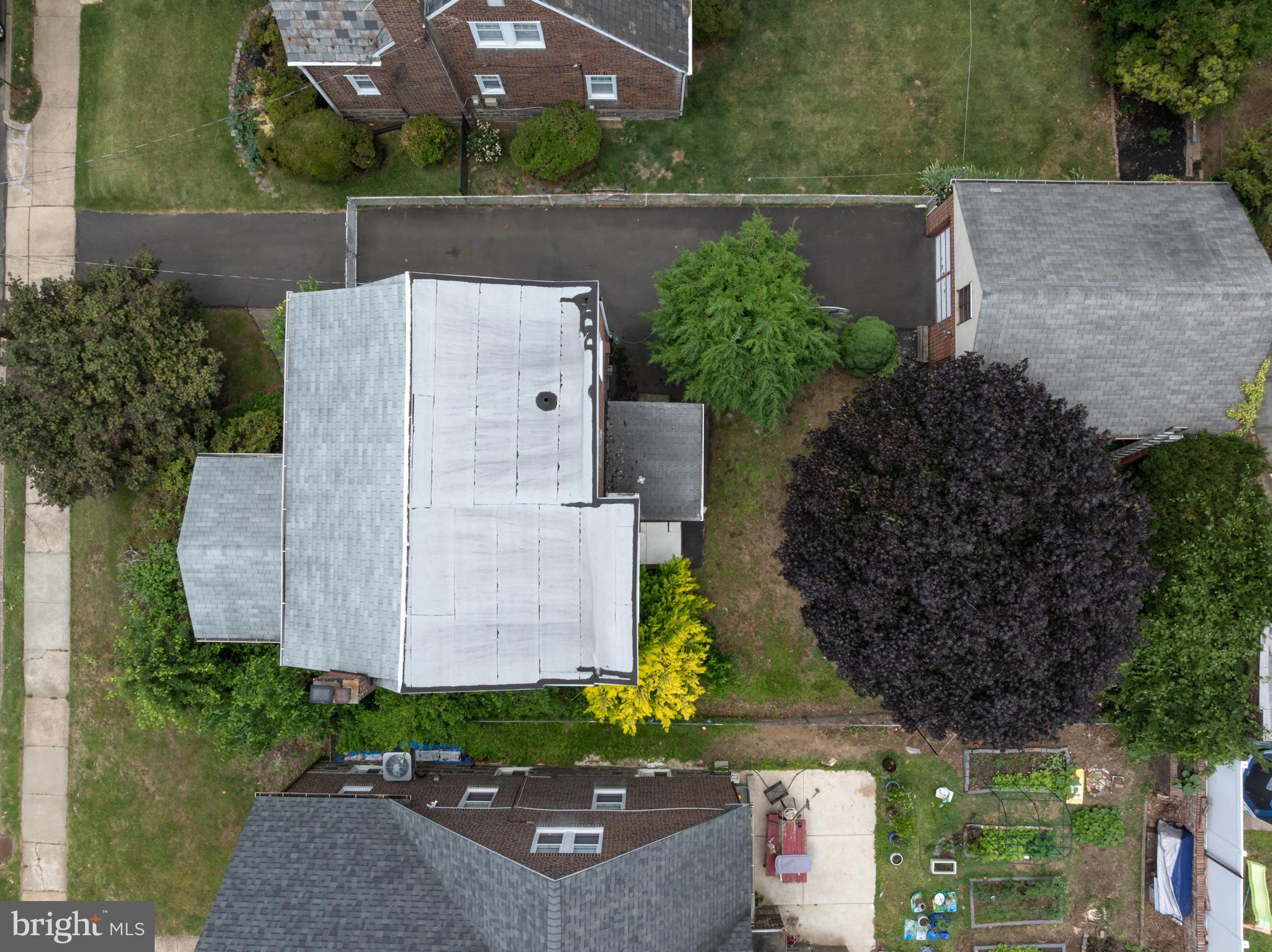 1323 Longshore Avenue Philadelphia, PA 19111 - Photo 28 of 31 Gallery Image 28