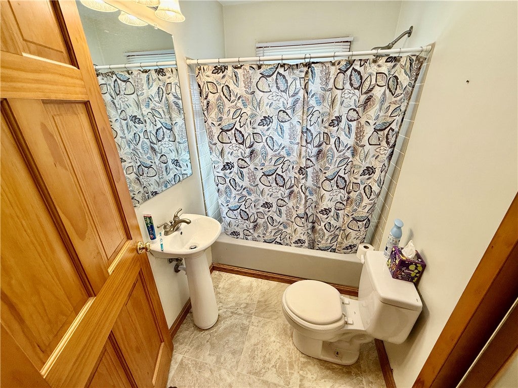 868 Haynes Drive Decatur, IL 62521 - Photo 20 of 29 Gallery Image 20