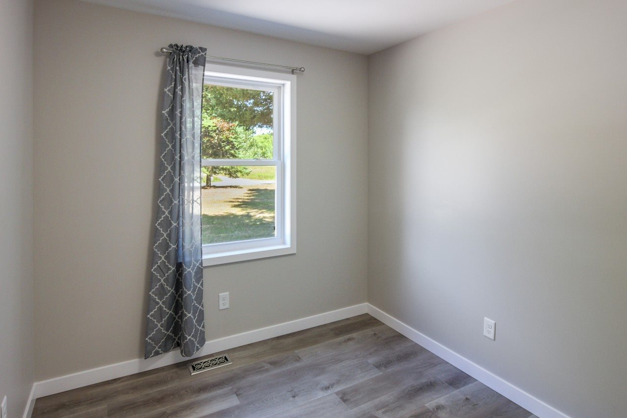 13177 Cinder Road Beulah, MI 49617 - Photo 13 of 23 1878815-12.JPG
