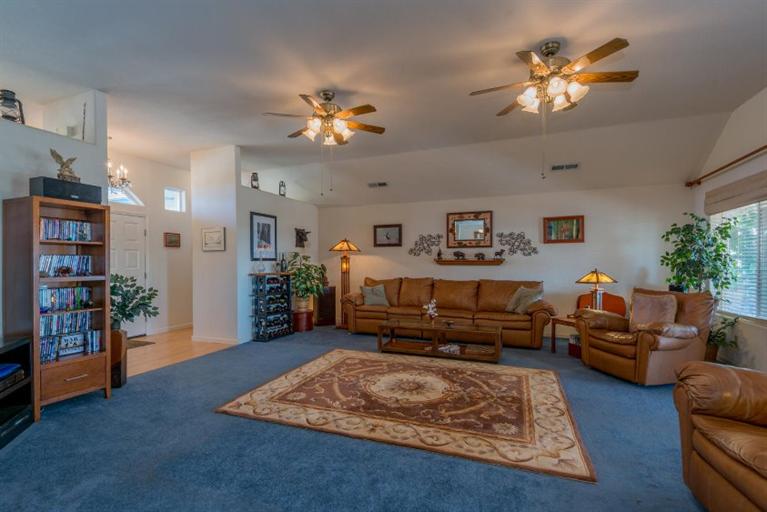 14636 Skyview Road Madera, CA 93636 - Photo 6 of 32 Gallery Image 6