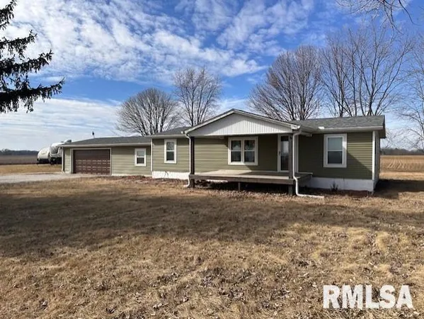 $130,000 | 1007 Massey Lane, Jacksonville, IL 62650