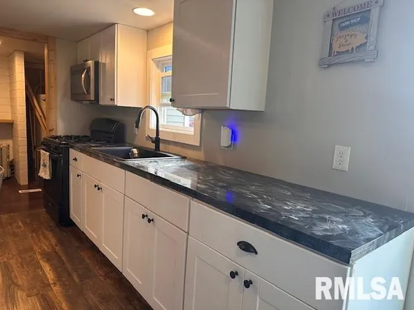 $135,000 | 1007 Massey Lane, Jacksonville, IL 62650