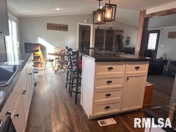 $135,000 | 1007 Massey Lane, Jacksonville, IL 62650