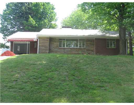 679 Goettman Street Rochester, PA 15074 - Photo 1 of 17 Exterior Front.